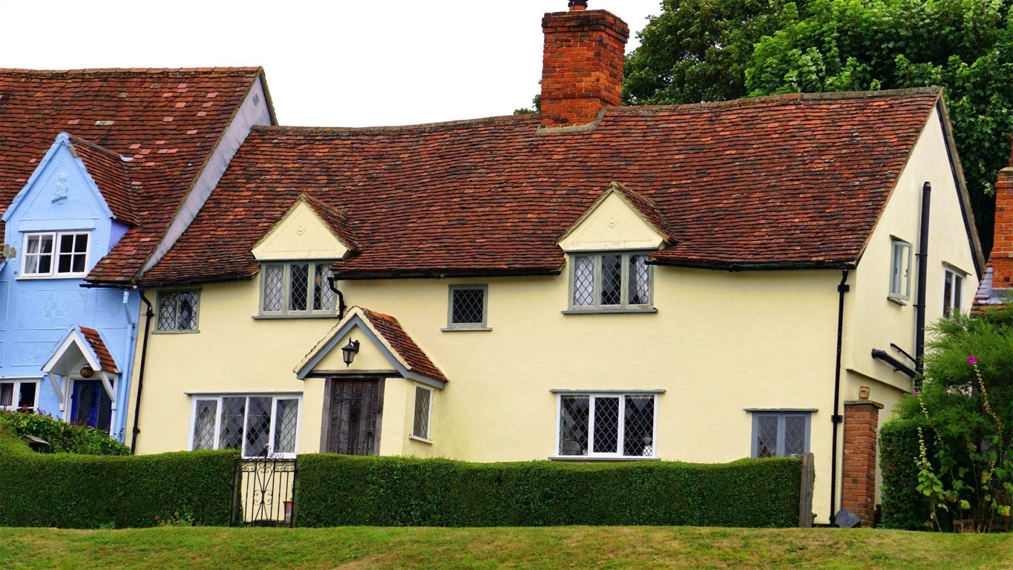 Everest - PremTex - Smooth Masonry Paint - Everest Paints